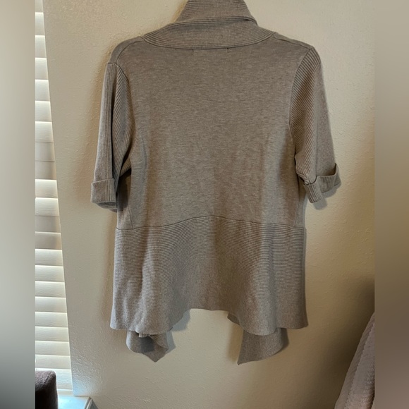 🧡10 for $20🧡89th & Madison Tan colored Short Sleeve Sweater| size XL - Picture 8 of 11